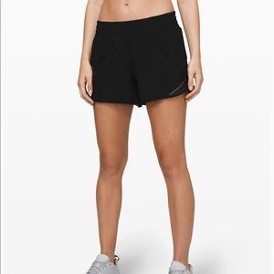 Lululemon Hotty hot 4 short high rise long 4”